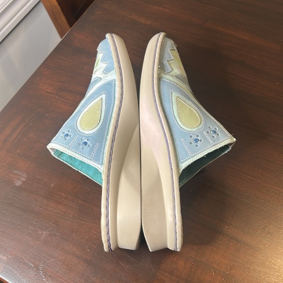 Naot Leather Slip-On Mules Pastel Patchwork Comfort Shoes Size 37 - Picture 11 of 17